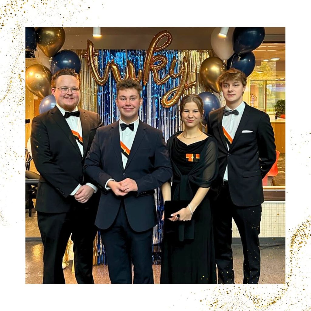 Instagram post from optimiry. This post is in position 0.